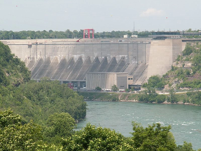 Das Robert-Moses-Wasserkratfwerk an den Niagarafällen