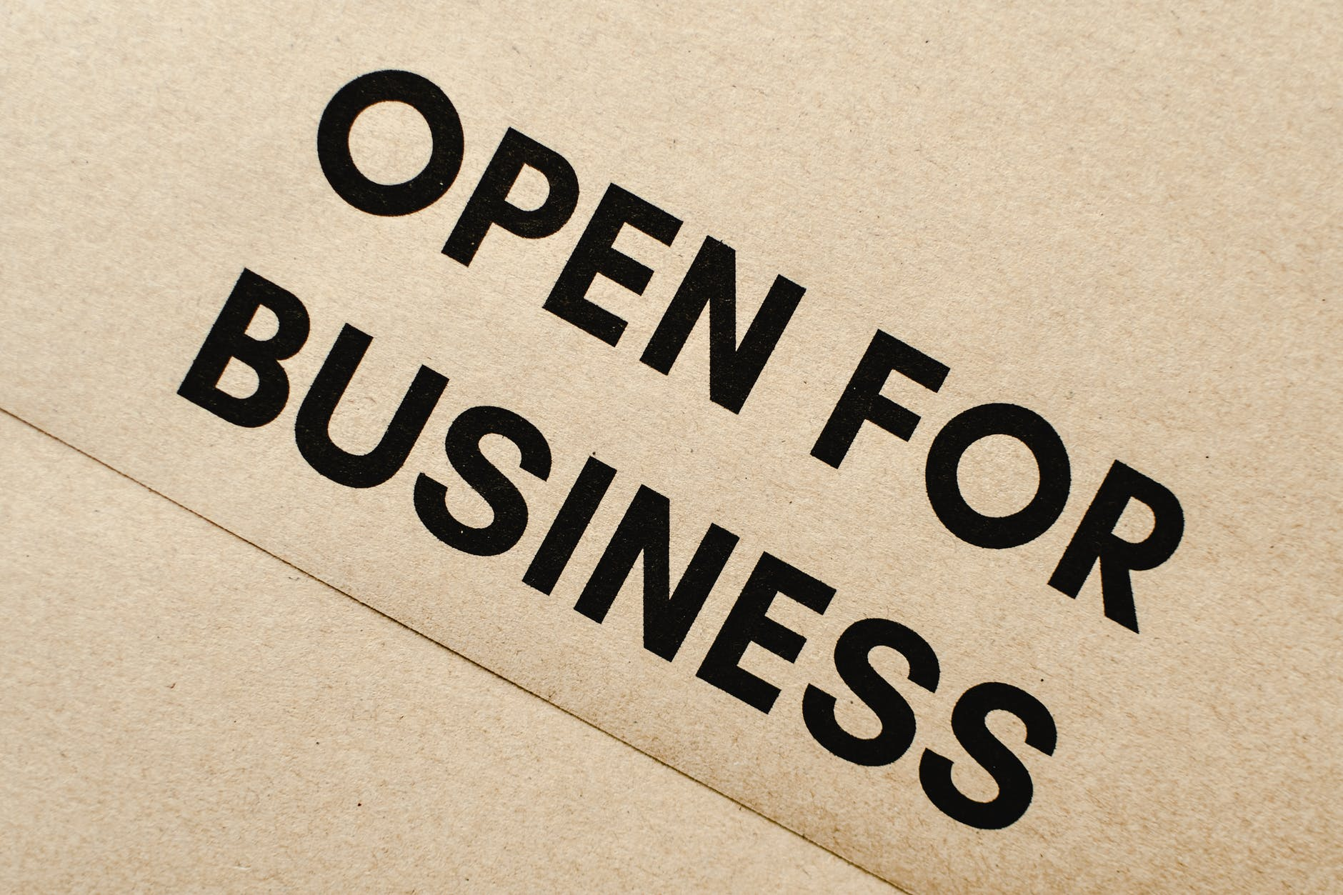 open for business schriftzug